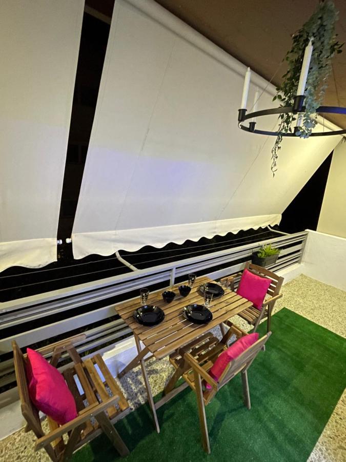 Rafina'S Luxury Apartment Esterno foto